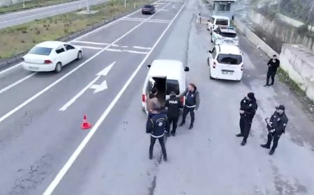 'Kalkan-36 Operasyonu' Kapsamında 52 Göçmen Kaçakçılığı Organizatörü Yakalandı