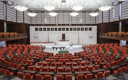 Saadet Grubu Yeniden Kuruluyor: 'DEVA Formülü' Devrede