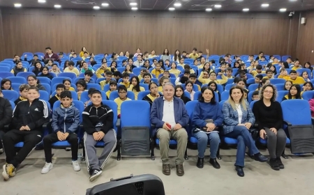 Öğrencilerden Mehmet Akif Ersoy’u Anma Programında Etkileyici Performans