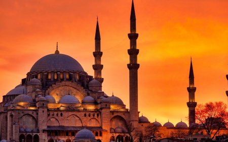 Üç Aylar Orucu Ne Zaman Tutulur? 2025 Kandil Günleri Açıklandı