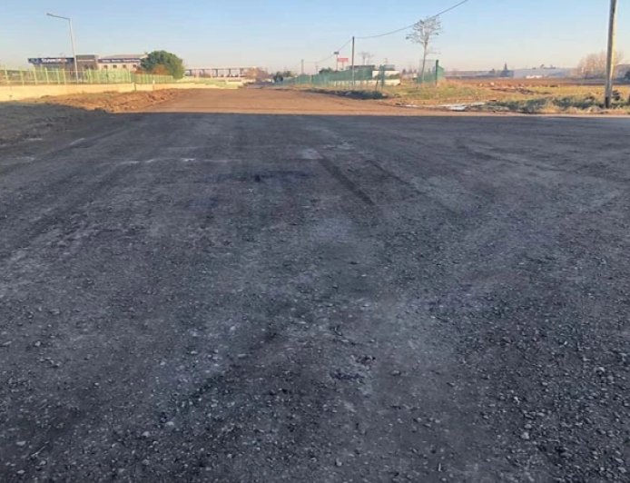 Çorlu Belediyesi Yol Zemini Çukurları Onardı