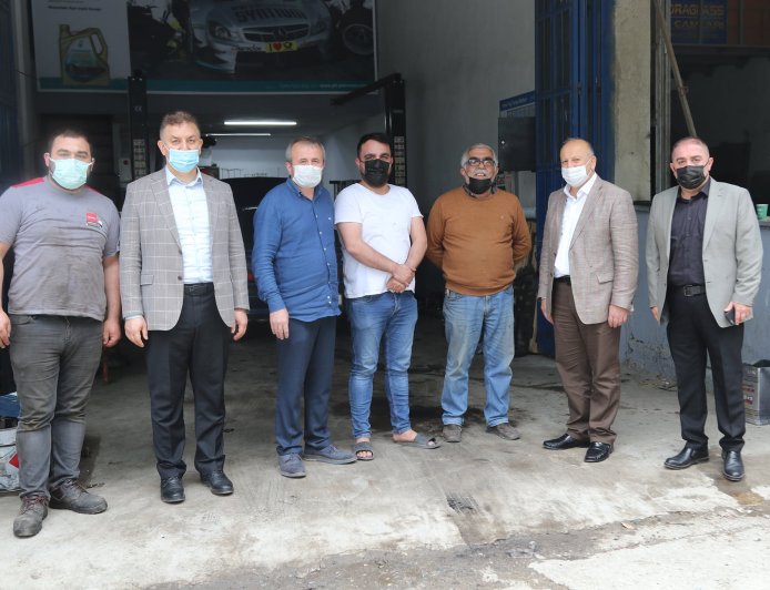 Başkan Çetiner Sanayi Esnafını Ziyaret Etti