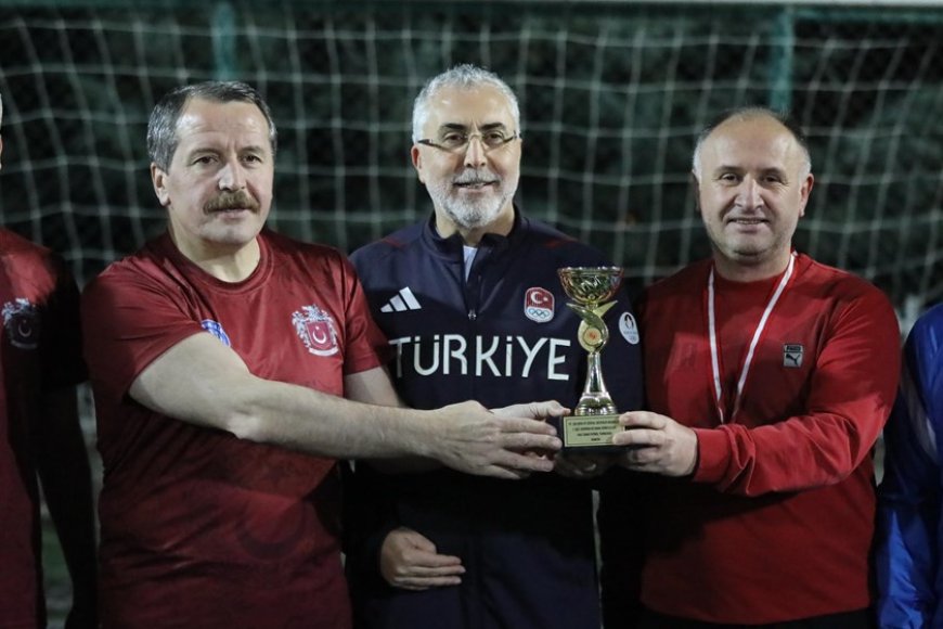 Çalışma Hayatının Paydaşları Futbol Turnuvasında Buluştu