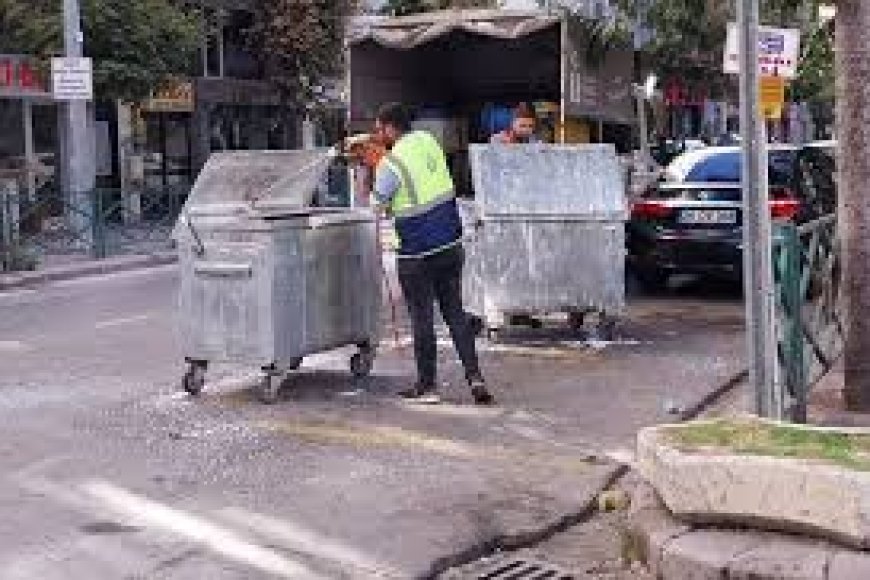 Eskişehir’de Sabahın Erken Saatlerinde Temizlik Mesaisi