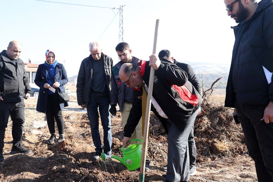 Kahramanmaraş'ta Deprem Şehitleri Anısına Fidan Dikildi