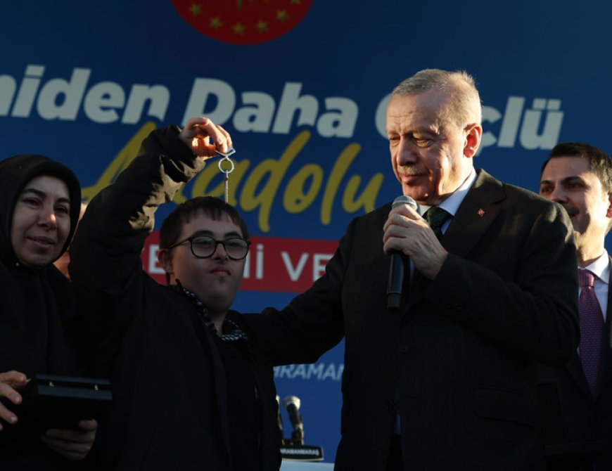 Cumhurbaşkanı Erdoğan: "Deprem Bölgesinde Evine Girmeyen Tek Bir Kardeşimizi Bile Bırakmayacağız"