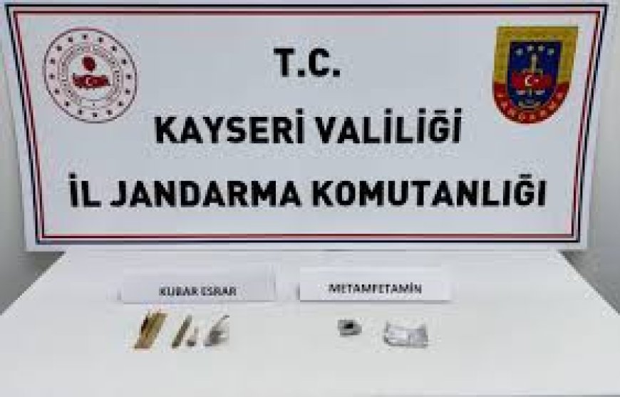 Kayseri'de Durdurulan Araçtan Uyuşturucu Çıktı