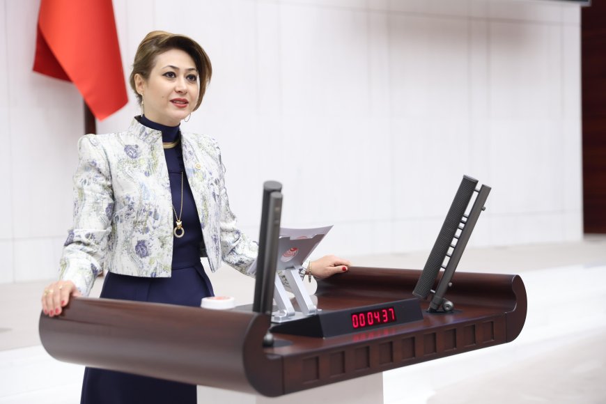 Zuhal Karakoç Dora: 'Göç ve Afet Yönetiminde Milli Politikalar Hayati Öneme Sahip'