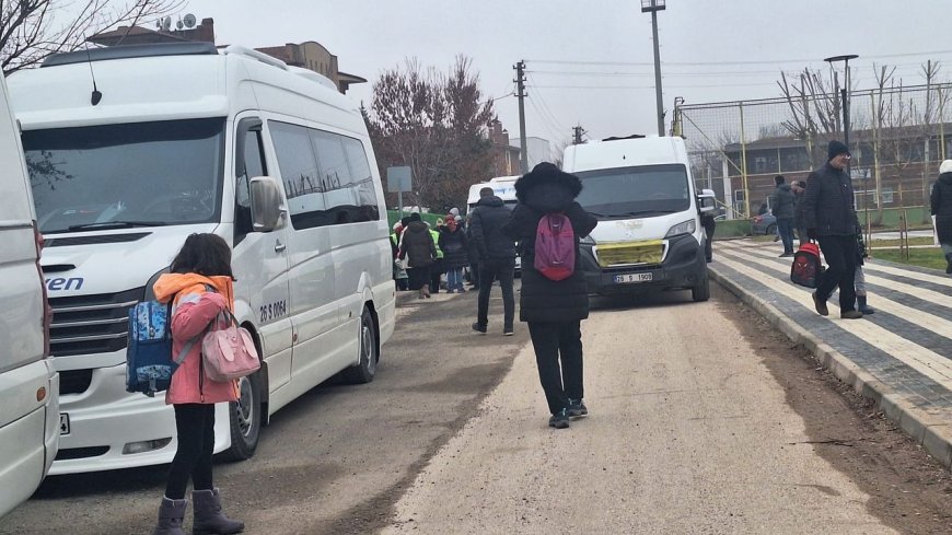 Meserret İnel İlkokulu Önünde Güvenlik Endişesi