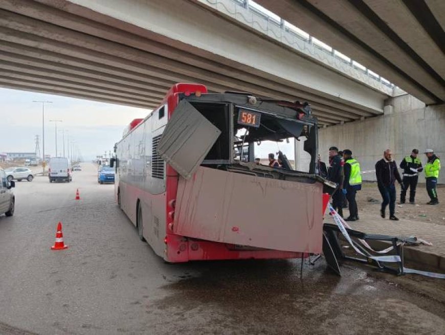 Ankara’da TIR ve Belediye Otobüsü Çarpıştı: 1 Kişi Hayatını Kaybetti