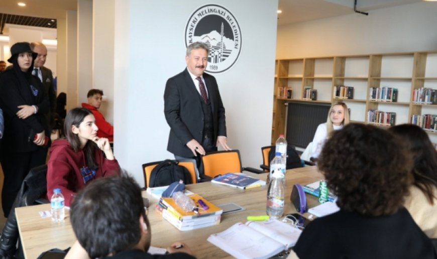 Melikgazi’de Akıl Küpü Kütüphanelerine Yoğun İlgi