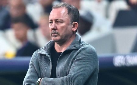 Sergen Yalçın'ın Beşiktaş'taki Planları: Gönderilmesi İstenen 3 Futbolcu