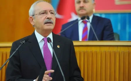 Kemal Kılıçdaroğlu'nun Geri Dönüş Sinyali: ‘Geliyor Gelmekte Olan’ Paylaşımı Gündemde
