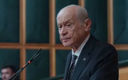 Devlet Bahçeli'den Ferdi Tayfur İçin Duygusal Taziye Mesajı: "Bir Parçamı Alıp Götürdü"