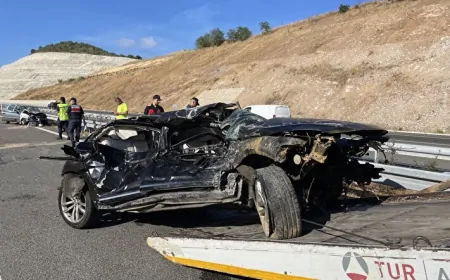 Balıkesir’de Feci Kaza: Yolcu Otobüsüyle Otomobil Çarpıştı, 2 Kişi Hayatını Kaybetti