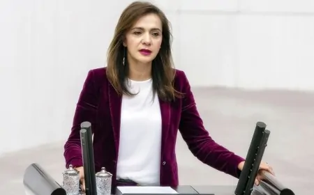 CHP İstanbul Milletvekili Dr. Gamze Akkuş İlgezdi Sağlıkta Özelleştirme Eleştirisi: 'Temel Haklar Ticari Hâle Getiriliyor'