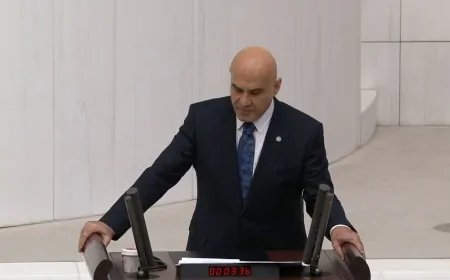 Balıkesir Milletvekili Turhan Çömez'den Pasaport ve Vatandaşlık Politikalarına Sert Eleştiri