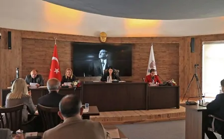 Edirne Belediye Meclisi’nde Gökçe Konseri Tartışması: 'Beş Kat Fazla Para Neden Ödendi?'