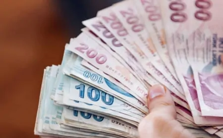 Emekliye Yeni Maaş Rehberi: Taban Maaş Nasıl Uygulanacak, Zamlar Maaşlara Nasıl Yansıyacak?