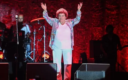 Selda Bağcan Kimdir? Türk Müziğinin Efsane İsmi Hakkında Tüm Detaylar