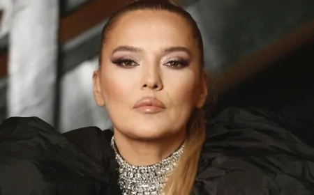 Demet Akalın'dan Yıllar Sonra Hande Yener Hakkında Şaşırtan Açıklama: 'Başka Yüzünü Gördüm'