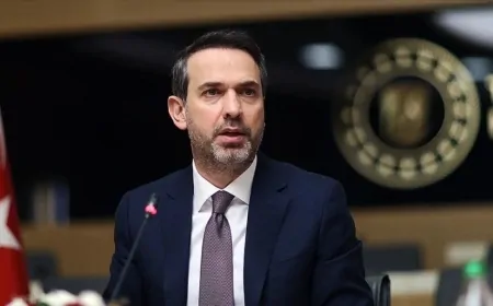 Bakan Bayraktar: Elektrik ve Doğal Gaza 2025’in İlk Çeyreğinde Zam Yok