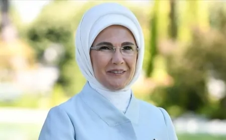 Emine Erdoğan'dan 'Aile Yılı' Mesajı: 'Bu Kıymetli Bir Adımdır'