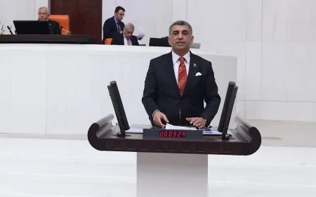 Gürsel Erol: 'Siyasetin Saygınlığını Koruyarak Deprem Tedbirlerini Hızlandırmalıyız'