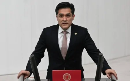 Mehmet Satuk Buğra Kavuncu: 'Atanamayan Öğretmen Kavramı 21. Yüzyılda Kabul Edilemez'