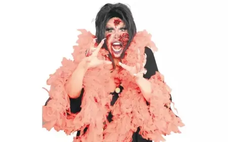 Bülent Ersoy, Film Galasına Zombi Makyajıyla Katıldı: Sosyal Medyada Gündem Oldu