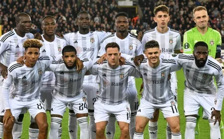 Beşiktaş’ta gitmek isteyen tutulmayacak! Menajerleri İstanbul'a geliyor