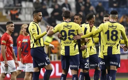 Fenerbahçe İlk Transferini Yaptı! Listedeki Diğer Adaylar Açıklandı