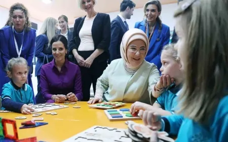 Emine Erdoğan'dan Yarıyıl Tatili Mesajı: 'Başarılarınız Daim Olsun'