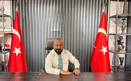 İş İnsanı Tahsin Çimen: ‘Yapay Zeka ile Geleceği İnşa Edeceğiz’