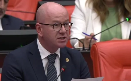 CHP’li Serkan Sarı: ‘Elektrik faturalarına yüzde 400 zam, halk fahiş bedel ödüyor’