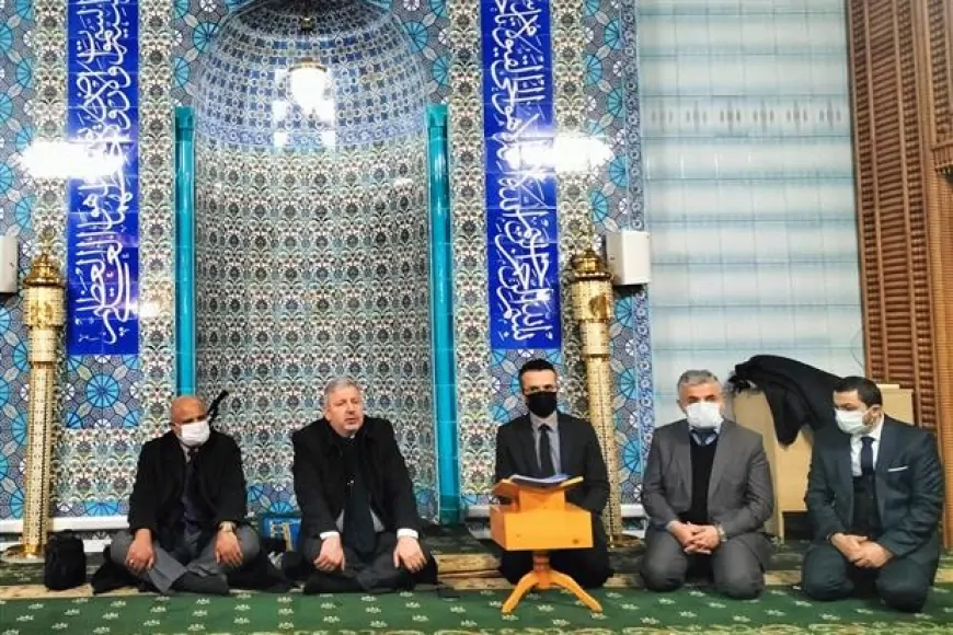 Bolu İl Müftüsü Vaazda Diyanet Bütçesinden Bahsetti, 'Siyaset Yapma' Tepkisi Aldı