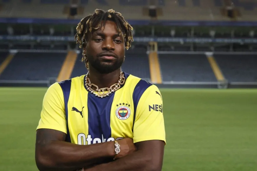 Fenerbahçe'de Saint-Maximin Kararı: Sözleşme Devam Edecek