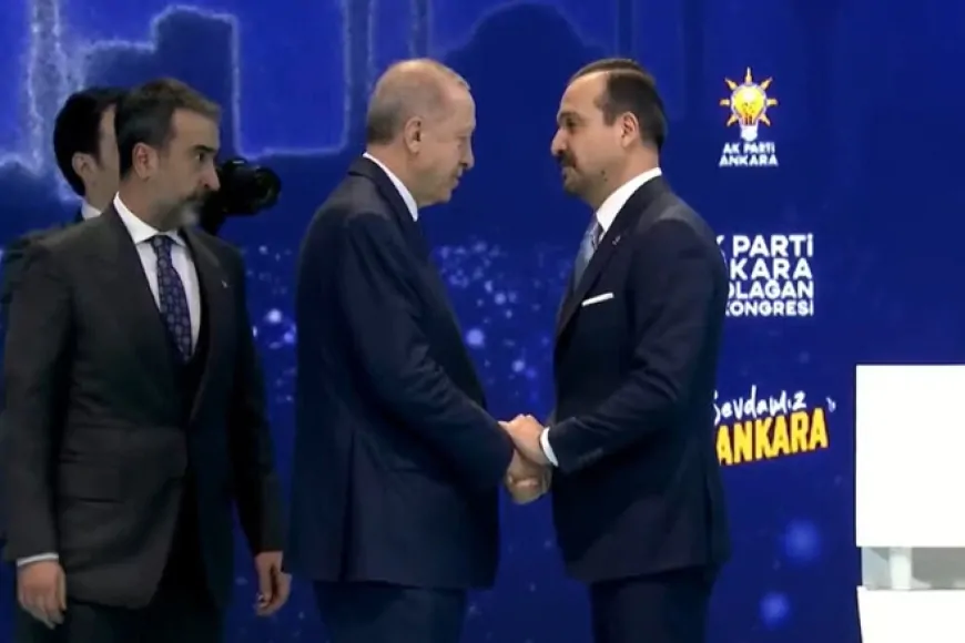 Kürşad Zorlu AK Parti’ye Katıldı: Rozetini Cumhurbaşkanı Erdoğan Taktı