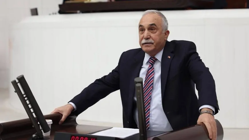 İYİ Parti Ankara Milletvekili Dr. Ahmet Eşref Fakıbaba İYİ Parti'den Kanun Teklifine Eleştiri: '70 Milyon İnsan Açlık Sınırında Yaşıyor'