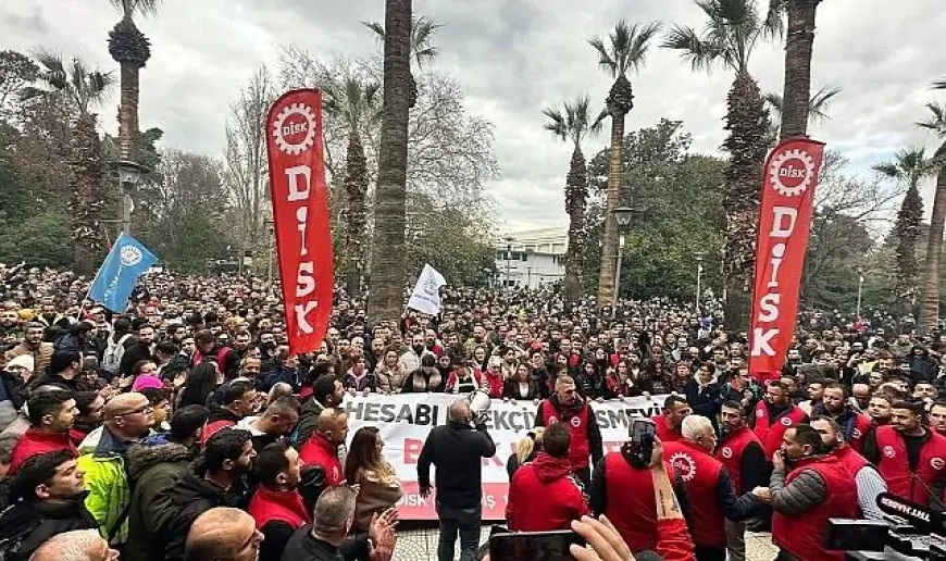 İzmir’i Kilitleyen İşçi Eylemi Sona Erdi: Maaşların Ödeneceği Tarih Açıklandı