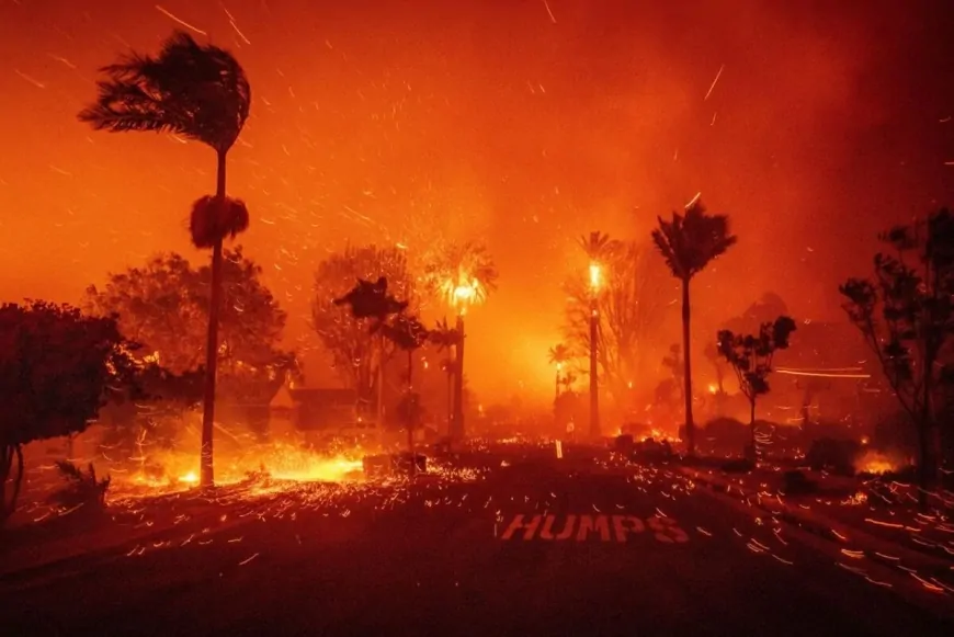 Los Angeles’ta Milyon Dolarlık Malikanenin Çöküşü Kameralara Yansıdı