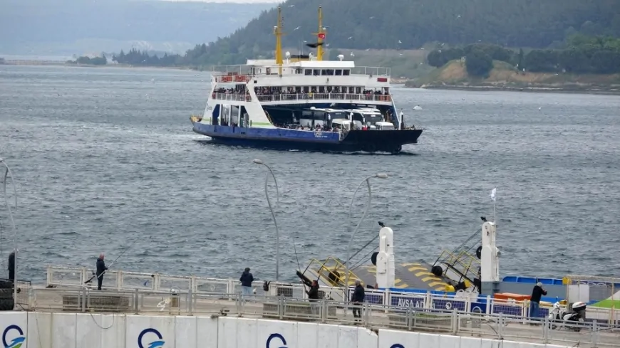 Marmara'da Fırtına: Deniz Ulaşımında Seferler İptal Edildi