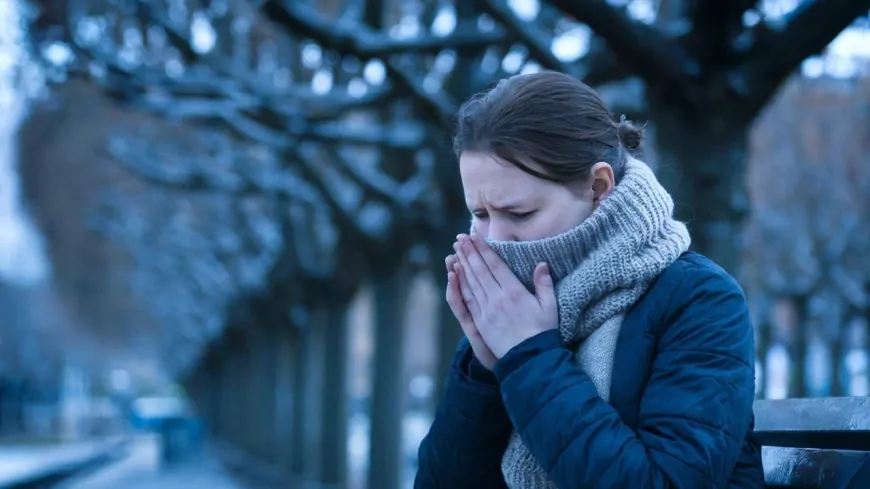 Sürekli Üşüyen Ellere Dikkat: Kadınlarda Sık Görülen Raynaud Hastalığı