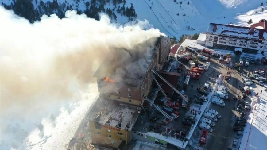 Facianın İşaretleri Daha Önce Görülmüş: Otel Yorumları Yangını Öngörmüş