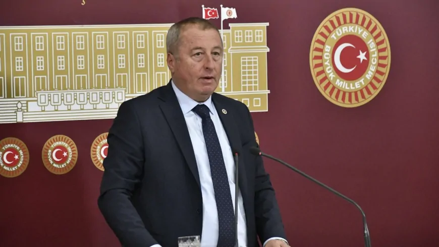 İYİ Partili Hakan Şeref Olgun: ‘Basın özgürlüğü yok ediliyor, gazeteciler suçlu gibi gözaltına alınıyor’