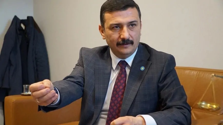 İYİ Partili Yüksel Selçuk Türkoğlu: ‘Basın özgürlüğünü yok ederek ülkeyi yönetemezsiniz!’