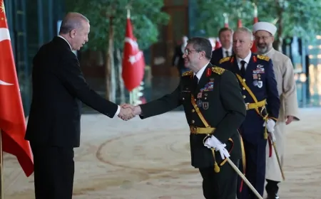 Cumhurbaşkanı Erdoğan, 29 Ekim Cumhuriyet Bayramı Kutlamaları Çerçevesinde Tebrikleri Kabul Etti