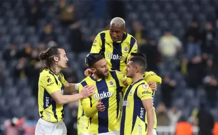 Fenerbahçe, Erzurumspor FK Karşısında Şov Yaptı! 5 Gollü Zaferle Liderliğini Sürdürdü