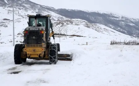 Ulaşıma Kar Engeli: Anadolu ve TEM Otoyolları'nda Trafik Felç Oldu