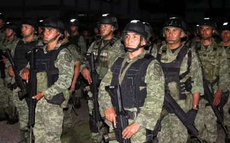 Meksika'dan ABD sınırına büyük sevkiyat: 10 bin asker görevlendirildi